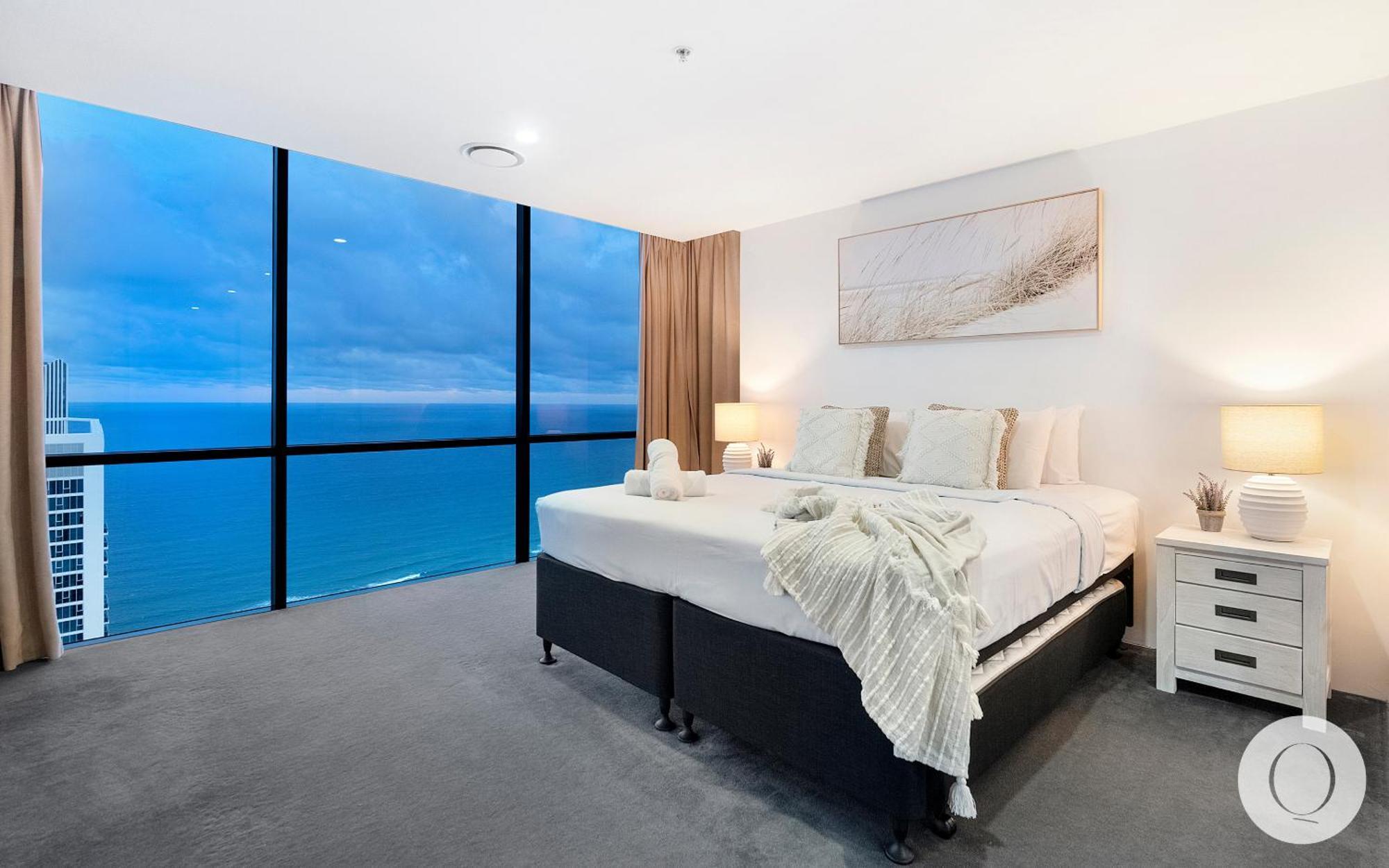5 Bedroom Executive Sub Penthouse In The Heart Of Surfers With Full Ocean Views - Sleeps 12 - Circle On Cavill Amazing!! Gold Coast Exterior foto